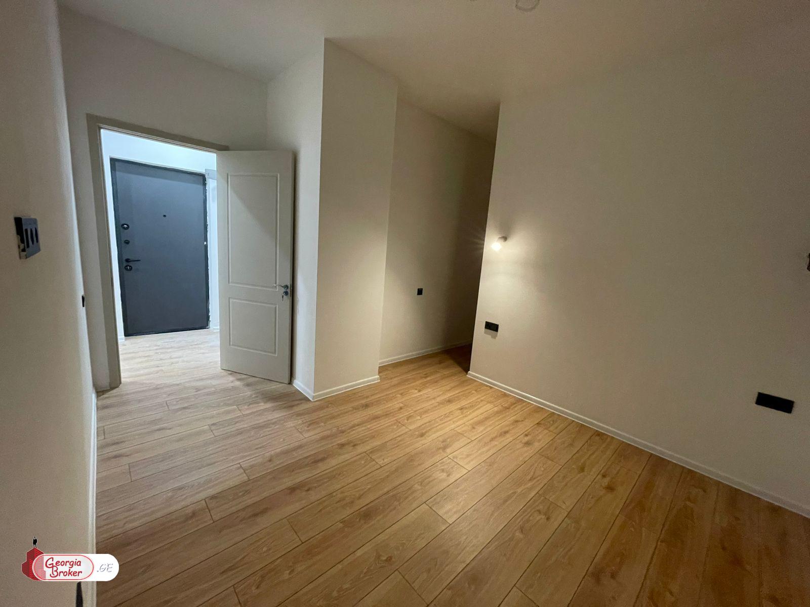 nearly repaired 3-room apartment for sale